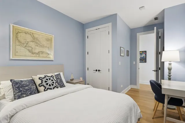 $599,000 | 3616 West Diversey Avenue, Unit 2W, Chicago, IL 60647