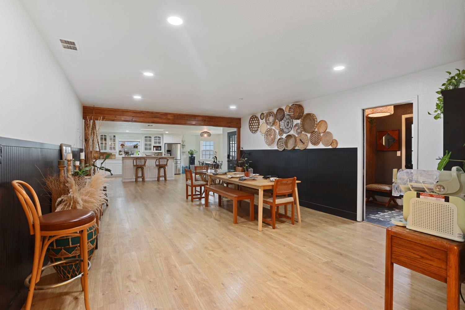 14527 East Louise Avenue Ripon, CA 95366 - Photo 4 of 77