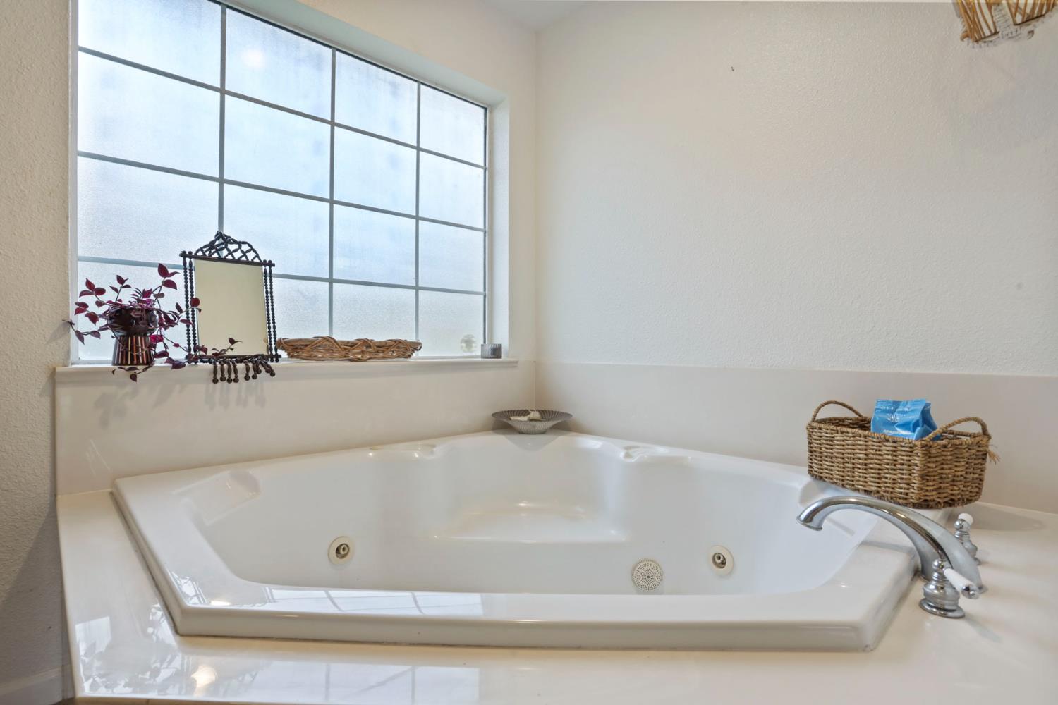 14527 East Louise Avenue Ripon, CA 95366 - Photo 46 of 77