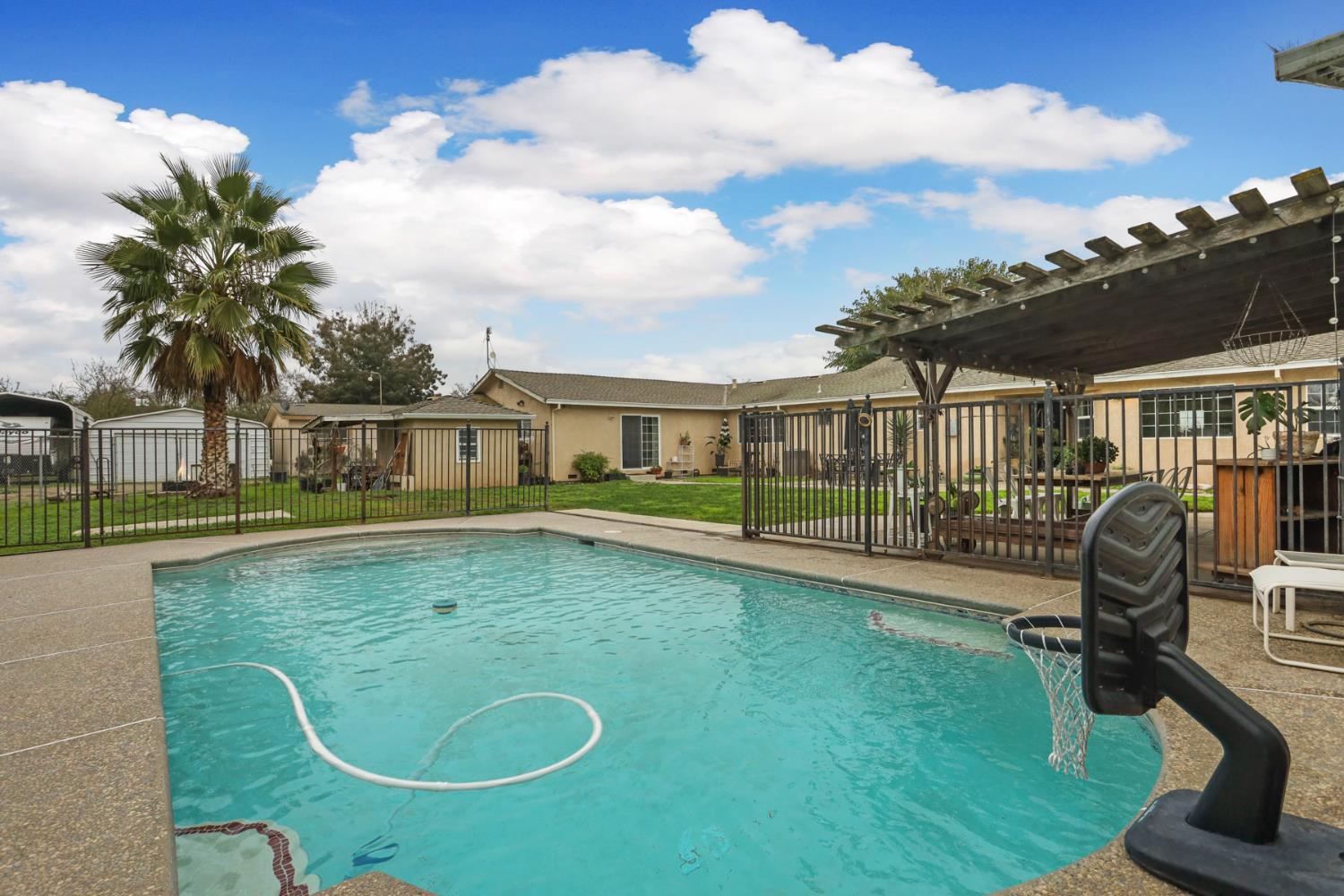 14527 East Louise Avenue Ripon, CA 95366 - Photo 54 of 77