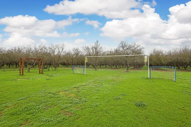 $1,450,000 | 14527 East Louise Avenue, Ripon, CA 95366