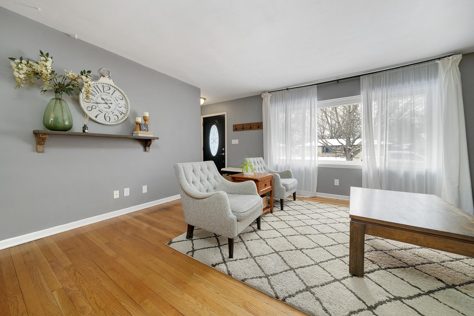 4616 Newcastle Road Rockford, IL 61108 - Photo 3 of 32 Gallery Image 3