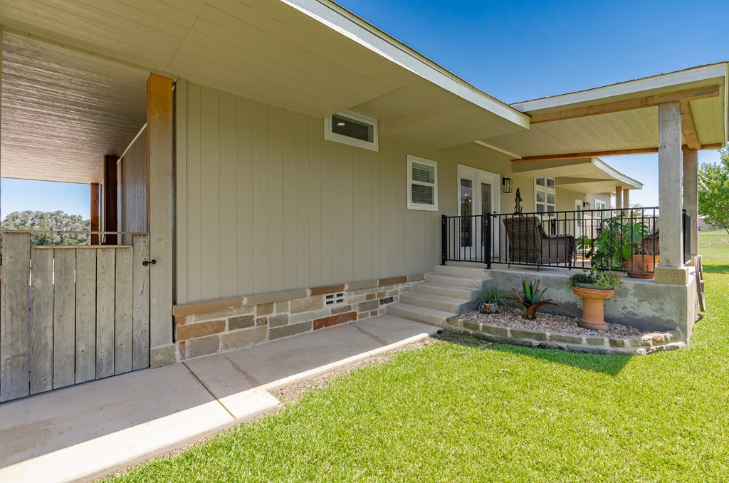 126-130 Robby Lane Kerrville, TX 78028 - Photo 72 of 76