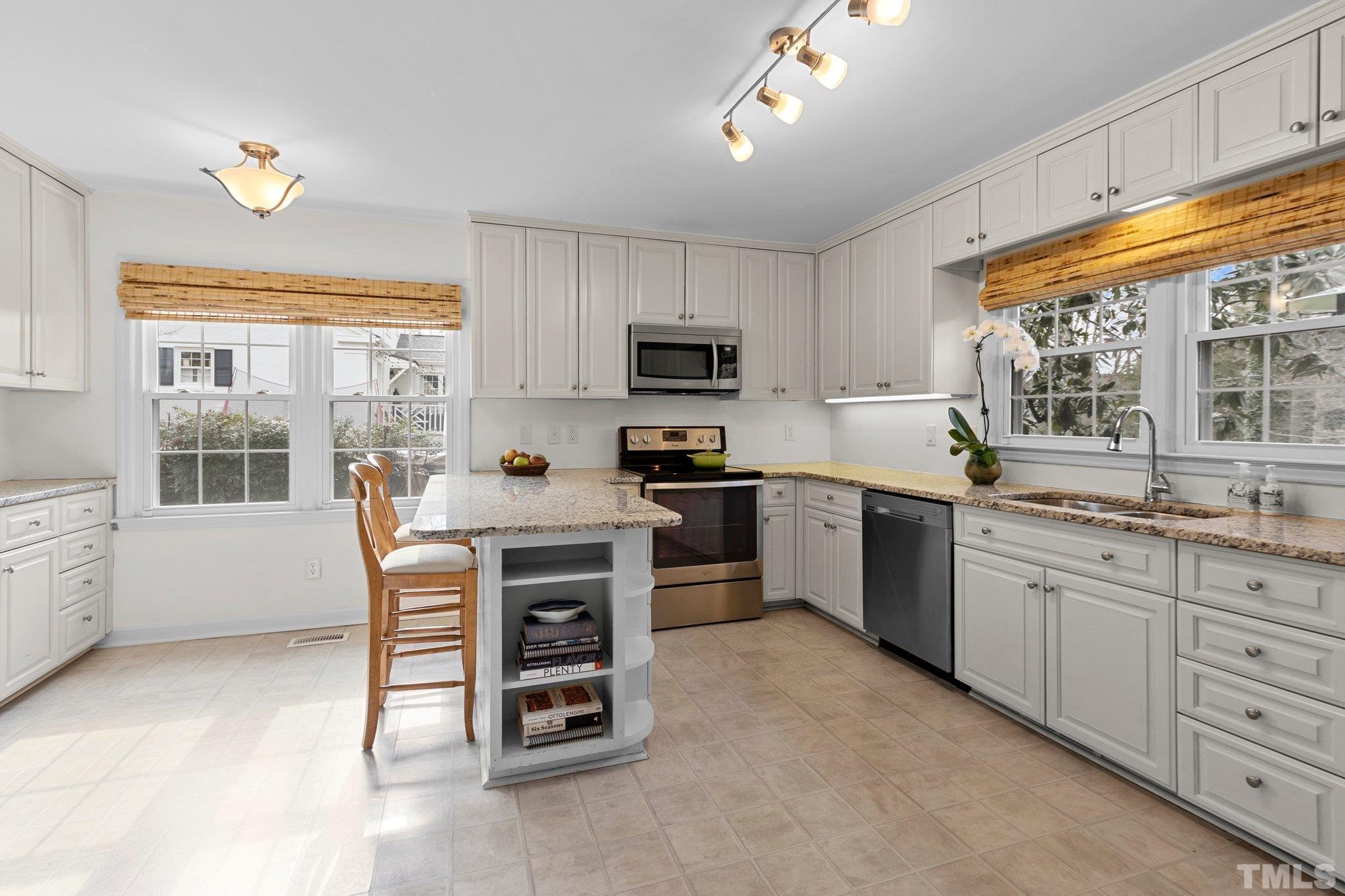 3744 St Marks Road Durham, NC 27707 - Photo 9 of 34 Gallery Image 9