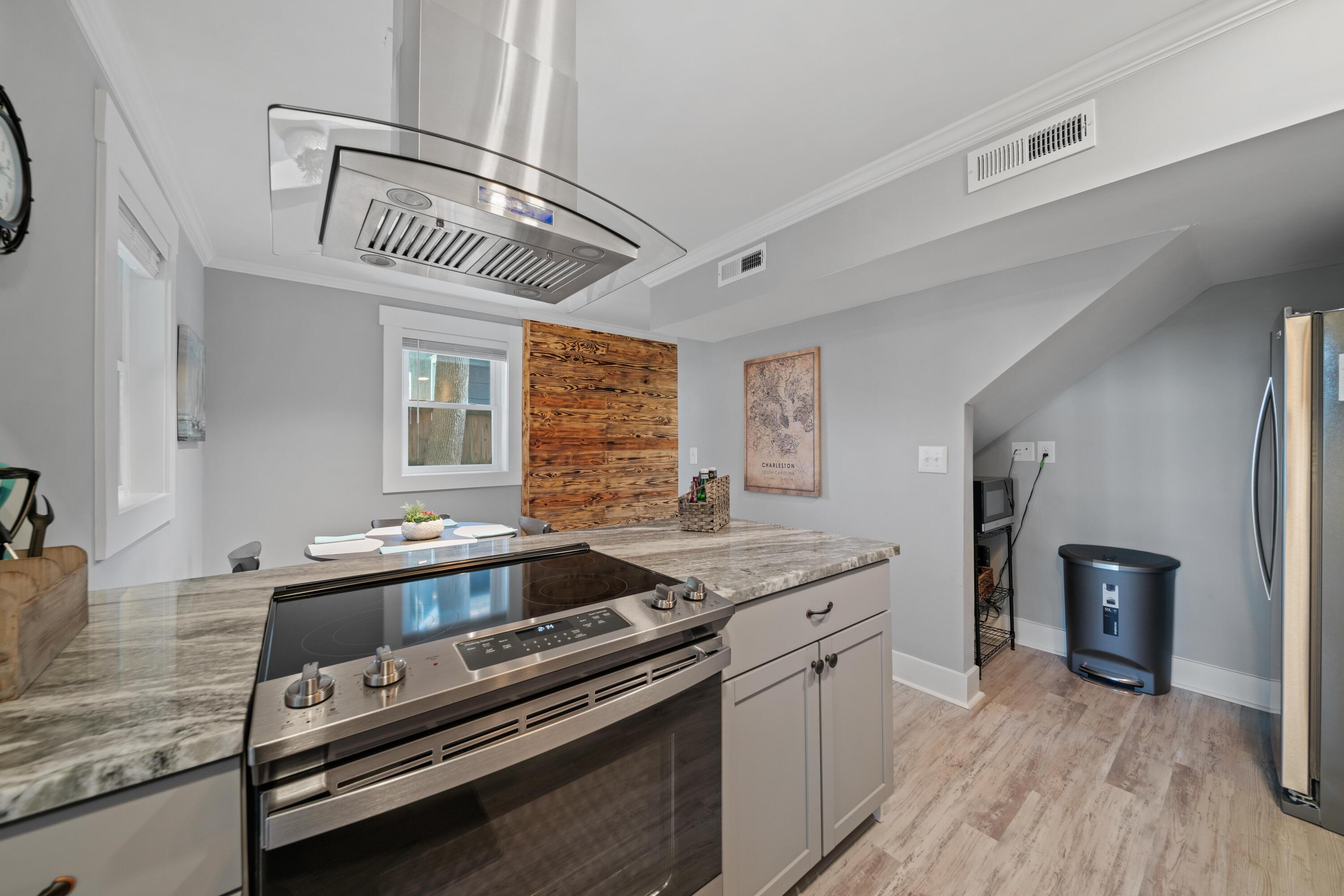 109 Magnolia Road, Unit A&B Charleston, SC 29407 - Photo 10 of 21 109Magnolia_NickCannPhoto-11