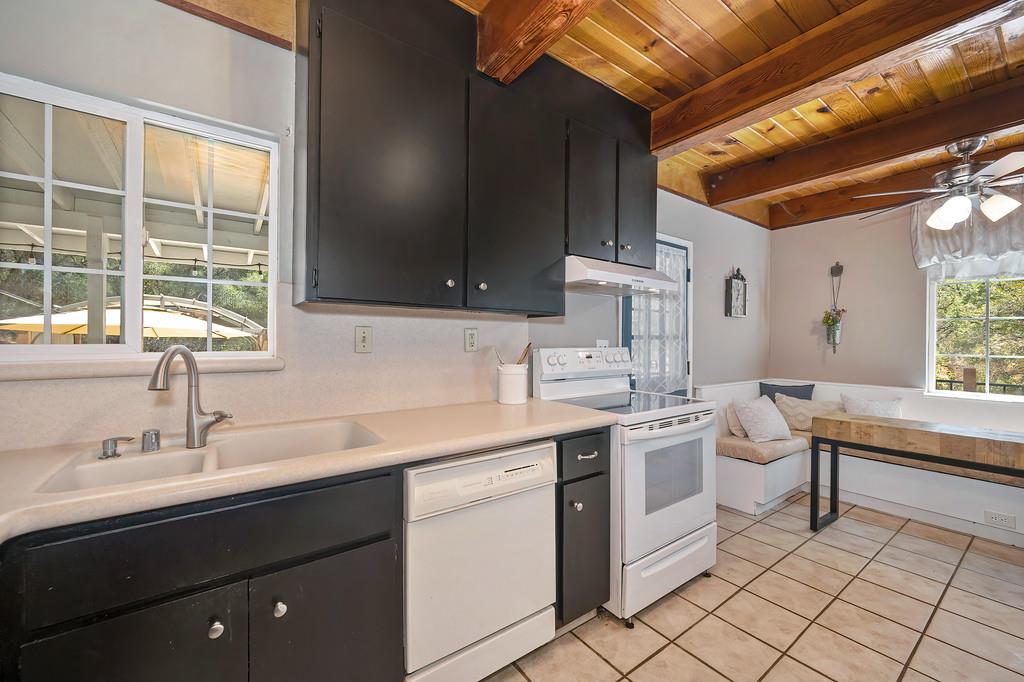 13922 Magnolia Road Grass Valley, CA 95949 - Photo 31 of 88