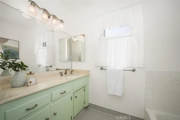 $1,150,000 | 2660 Gondar Avenue, Long Beach, CA 90815