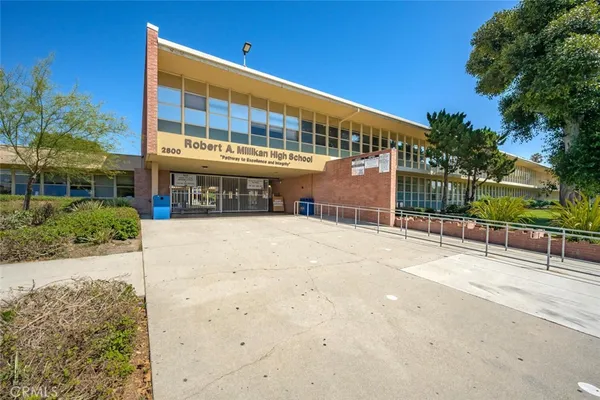 $1,150,000 | 2660 Gondar Avenue, Long Beach, CA 90815
