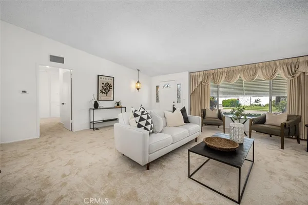 $1,150,000 | 2660 Gondar Avenue, Long Beach, CA 90815
