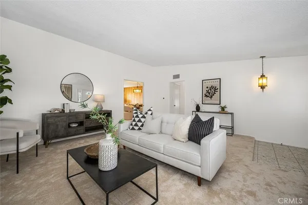 $1,150,000 | 2660 Gondar Avenue, Long Beach, CA 90815