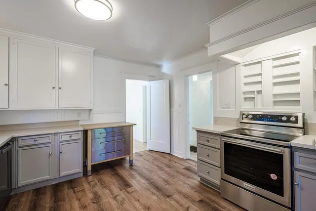 an empty room with windows