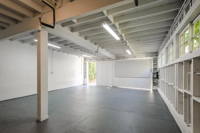 a view of an entryway