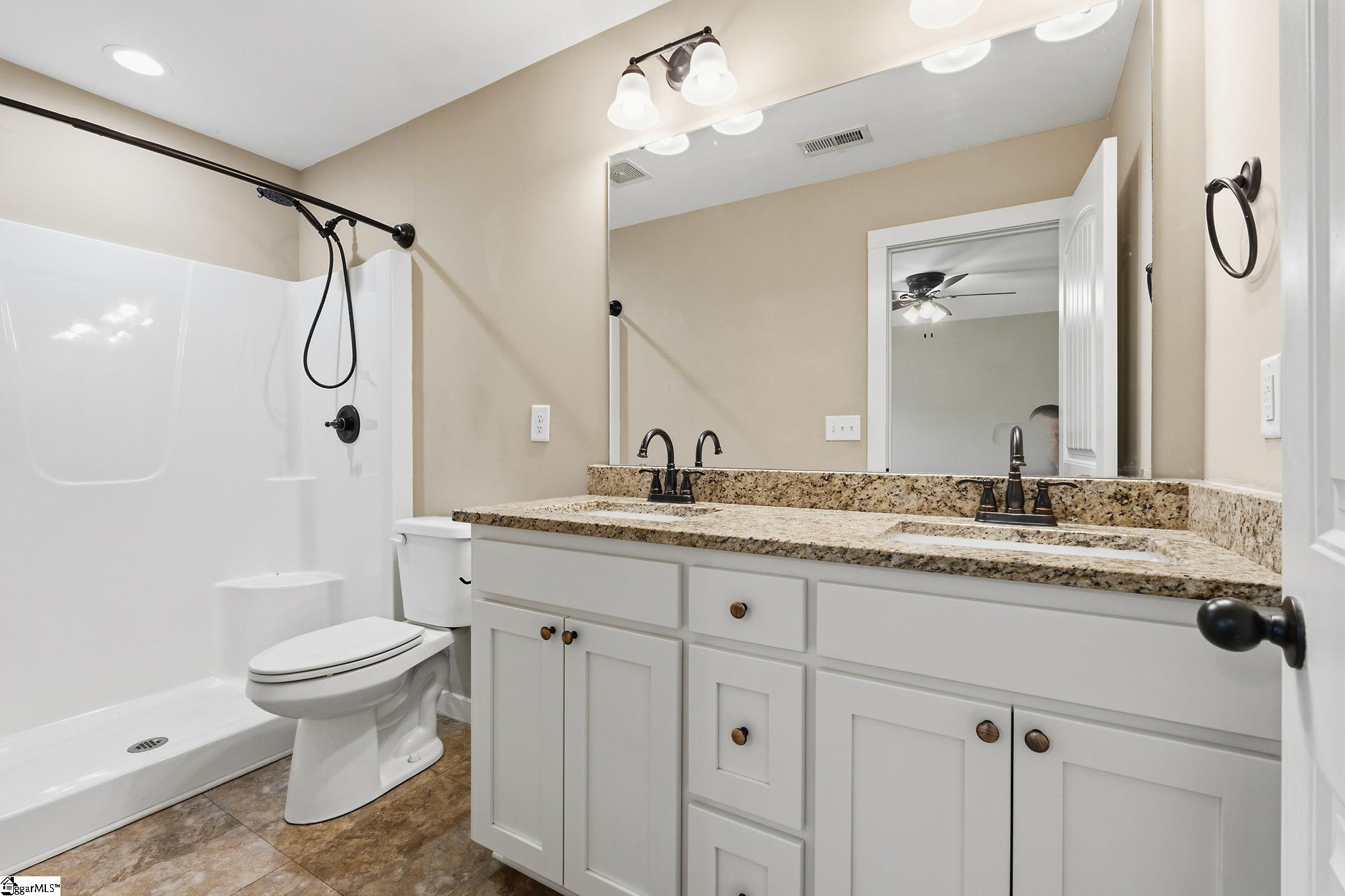 285 Metric Road Gray Court, SC 29645 - Photo 18 of 33