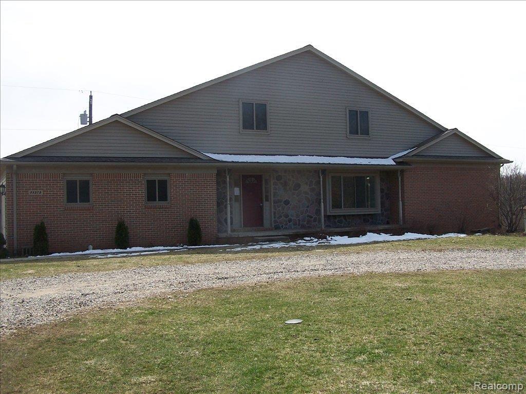 11575 Shaffer Road Davisburg, MI 48350 - Photo 1 of 18 103_0143