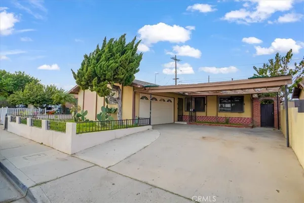 $589,999 | 2005 San Jose Street, Oxnard, CA 93030