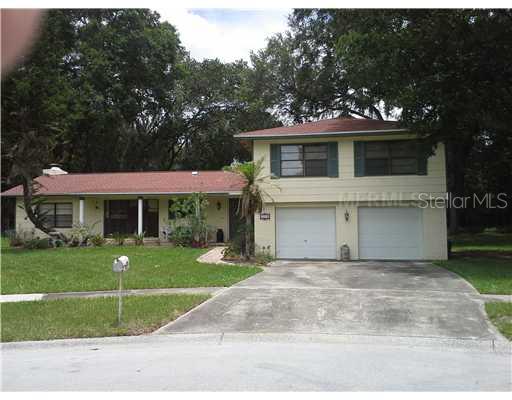 1010 Rochelle Lane Valrico, FL 33594 - Photo 1 of 1 Exterior Front