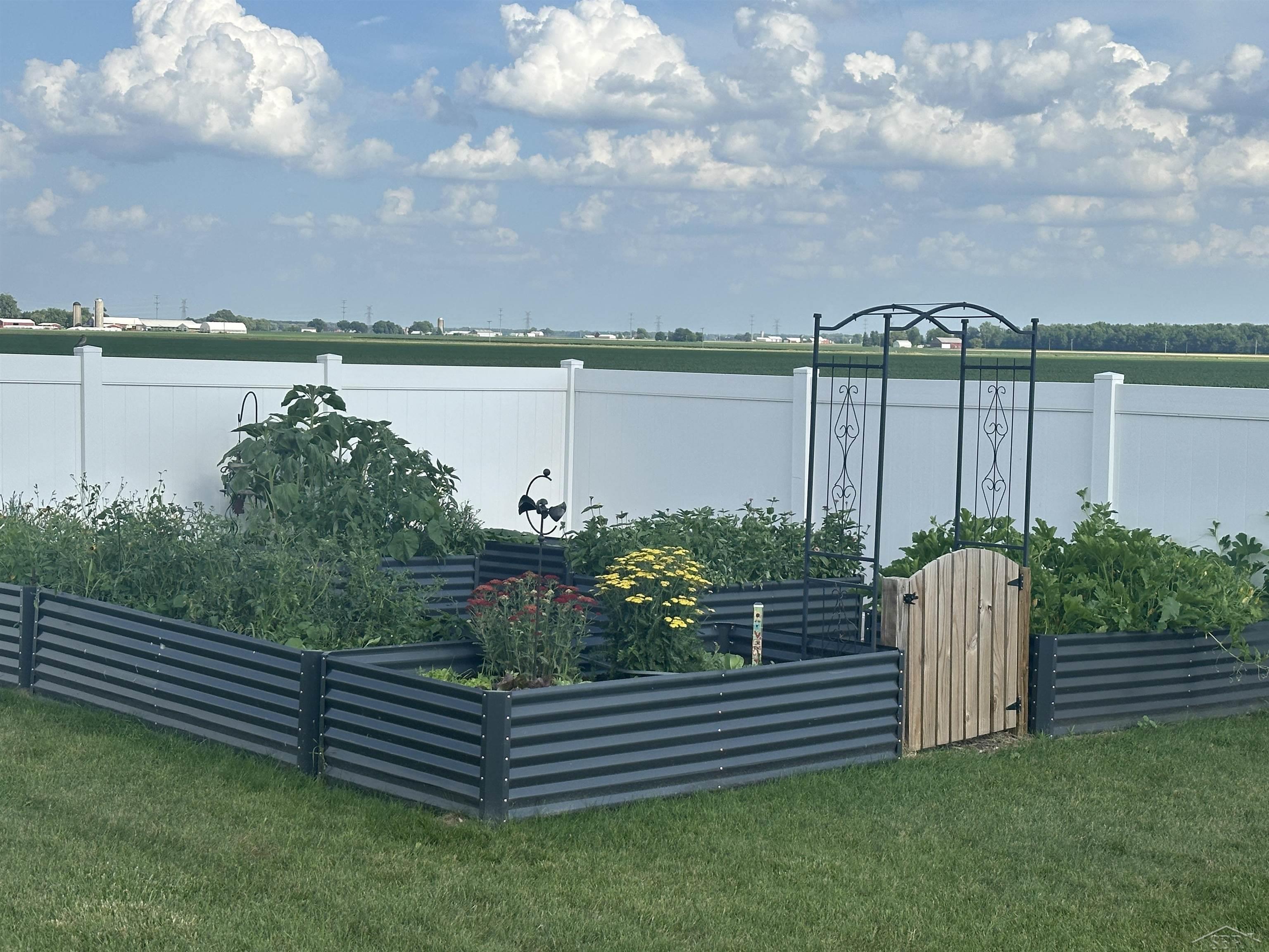 11650 East Holland Road Frankenmuth, MI 48734 - Photo 12 of 46 50214052-89b7e3c2-cb30-4fed-b4ea-daff9bd2ebf8.JPG