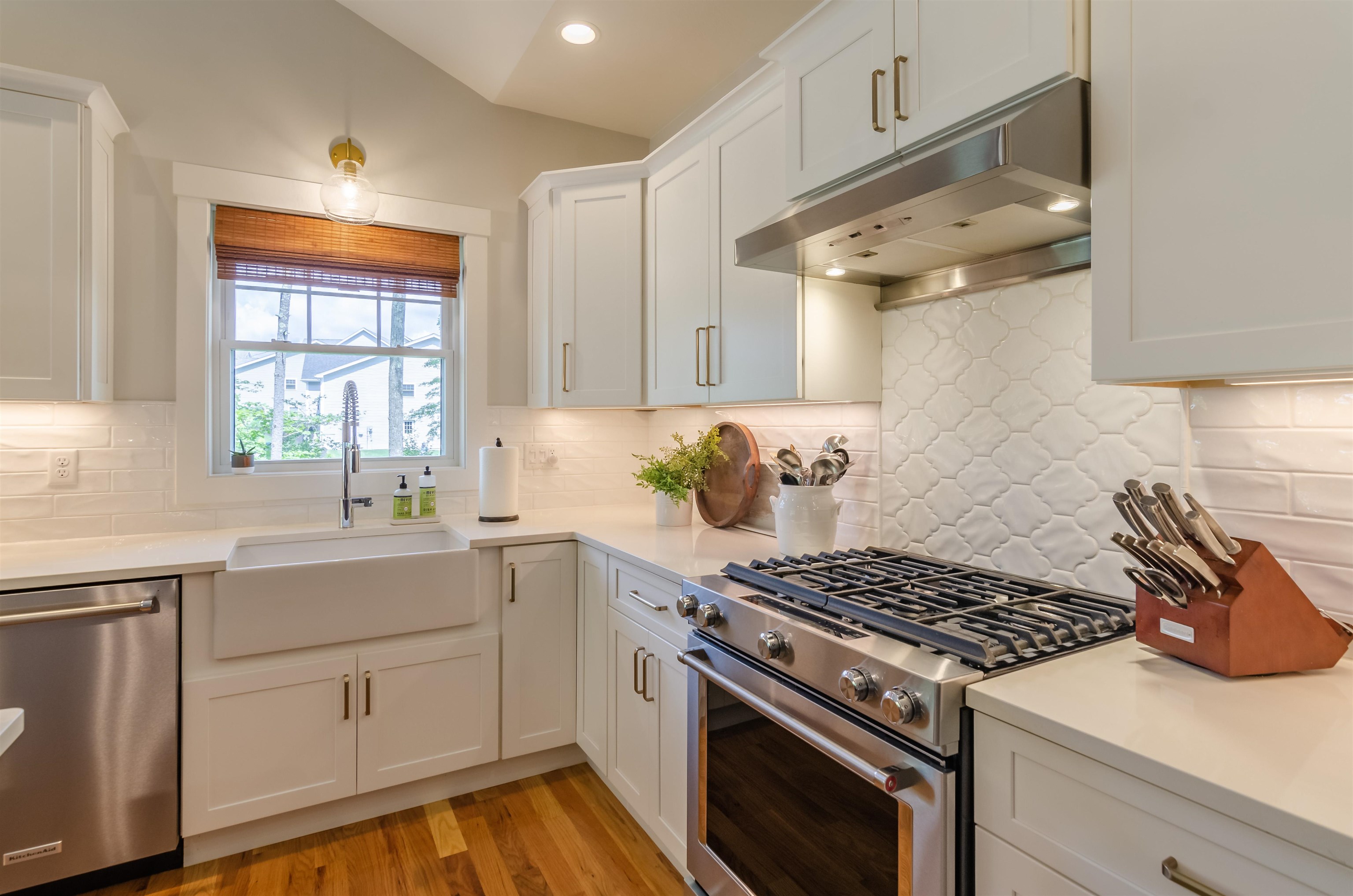 1 Catalpa Road Salem, NH 03079 - Photo 11 of 40