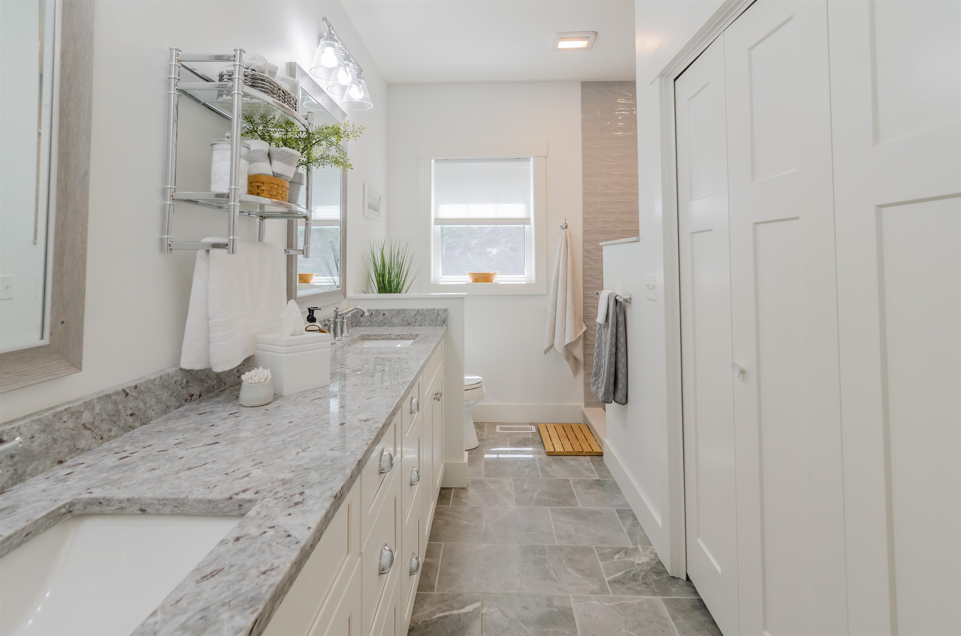 1 Catalpa Road Salem, NH 03079 - Photo 28 of 40