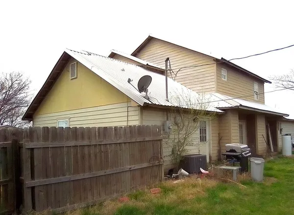 $234,500 | 448 Norwood Drive, Woodway, TX 76712