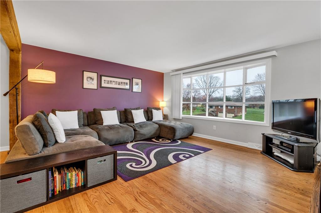 1925 Sample Road Allison Park, PA 15101 - Photo 8 of 25