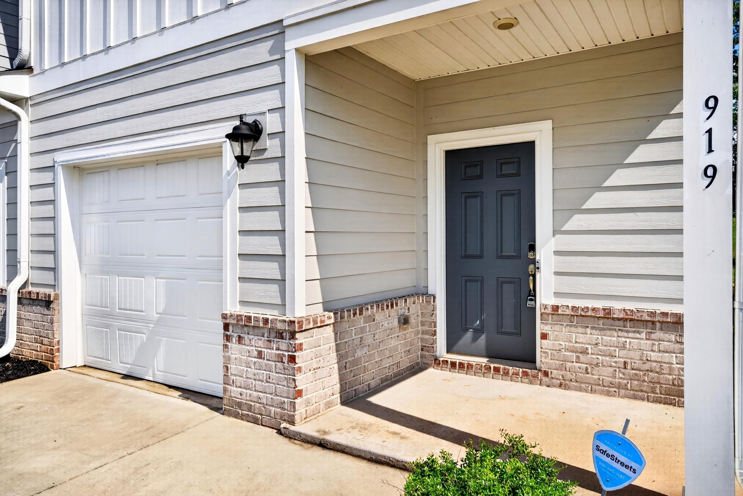 919 Yarn Way Greer, SC 29651 - Photo 3 of 29