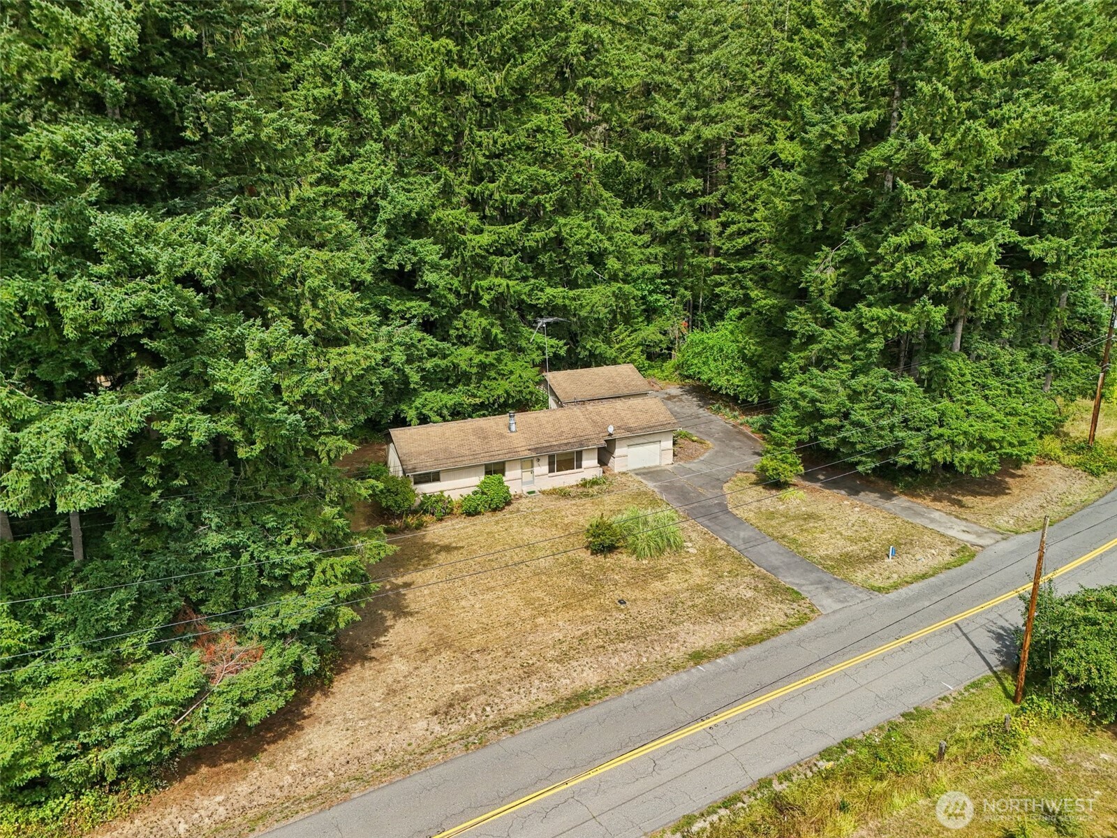 19460 Northeast Redmond Road Redmond, WA 98053 - Photo 1 of 31 Gallery Image 1