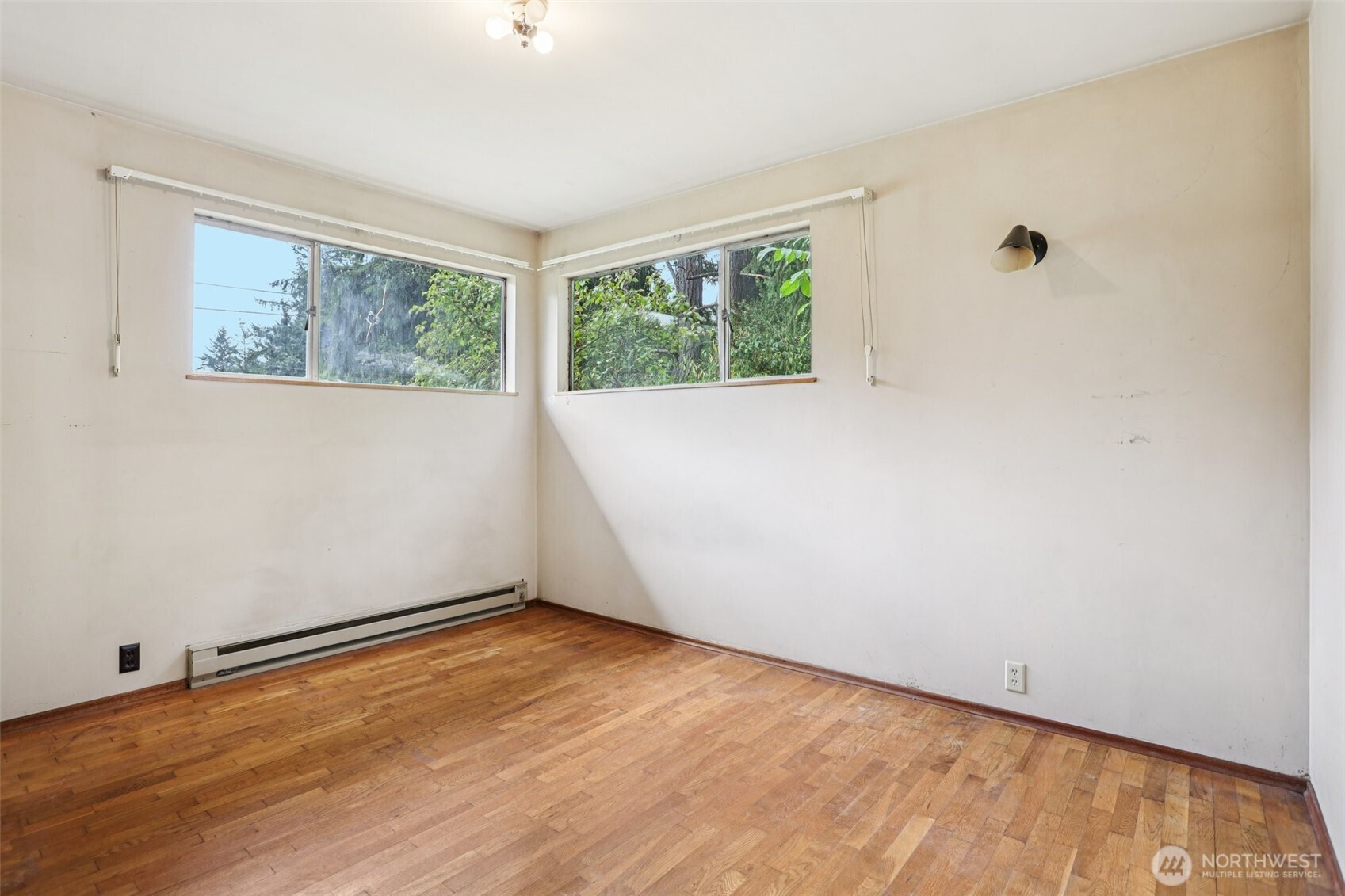 19460 Northeast Redmond Road Redmond, WA 98053 - Photo 16 of 31 Gallery Image 16