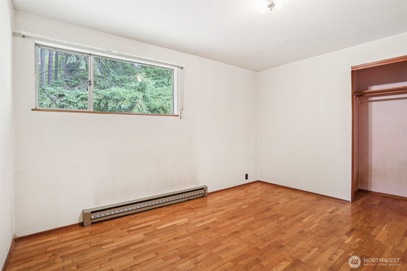 19460 Northeast Redmond Road Redmond, WA 98053 - Photo 17 of 31 Gallery Image 17