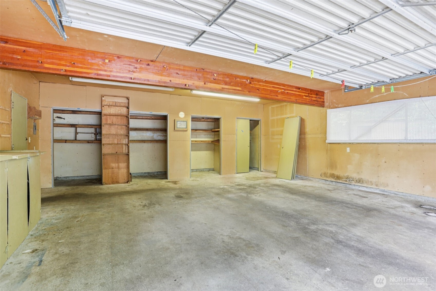 19460 Northeast Redmond Road Redmond, WA 98053 - Photo 22 of 31 Gallery Image 22
