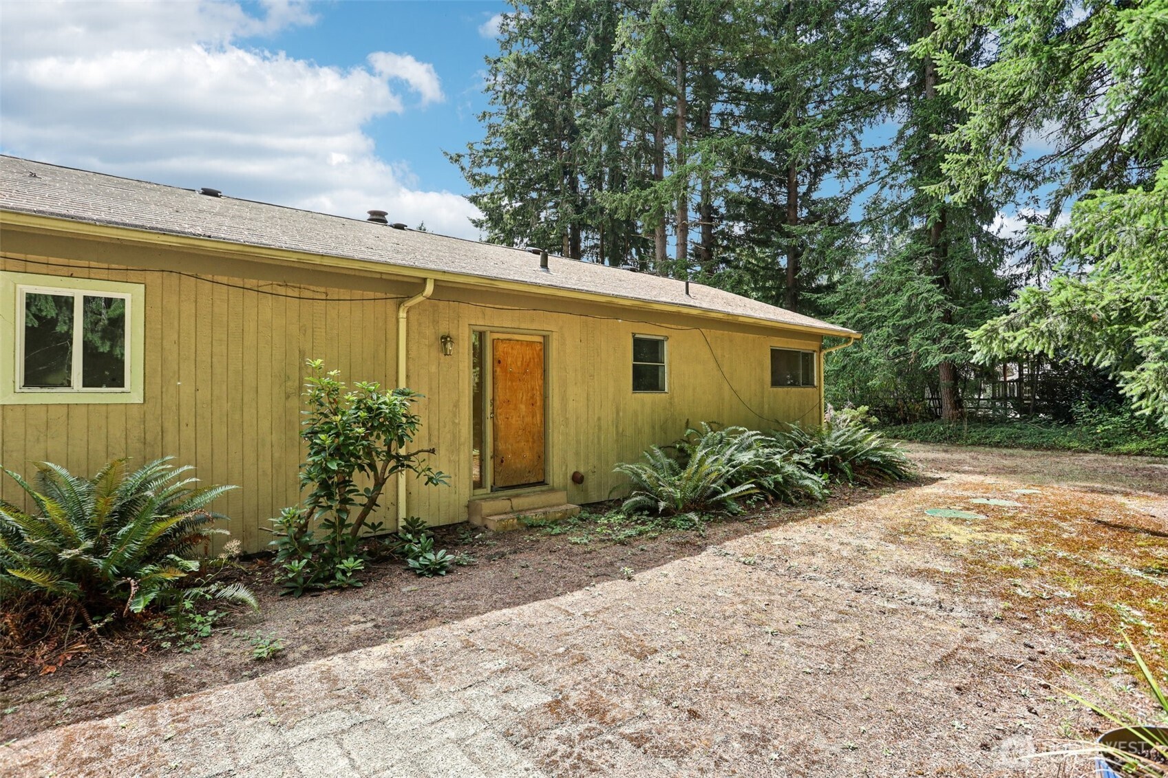 19460 Northeast Redmond Road Redmond, WA 98053 - Photo 26 of 31 Gallery Image 26