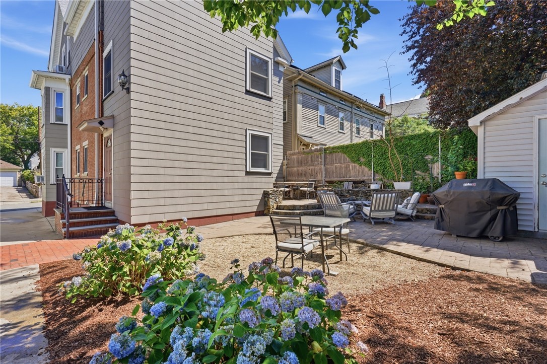 179 Transit Street, Unit 2 Providence, RI 02906 - Photo 3 of 25