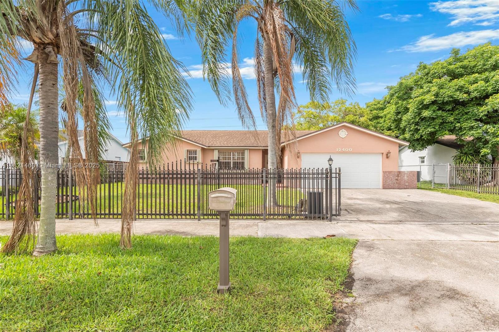 12400 Southwest 259th Terrace Homestead, FL 33032 - Photo 1 of 31