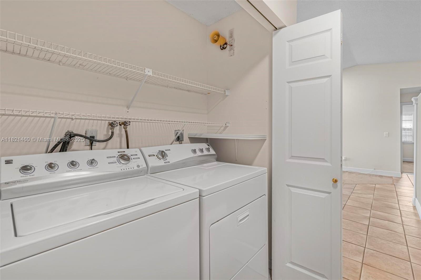 12400 Southwest 259th Terrace Homestead, FL 33032 - Photo 19 of 31
