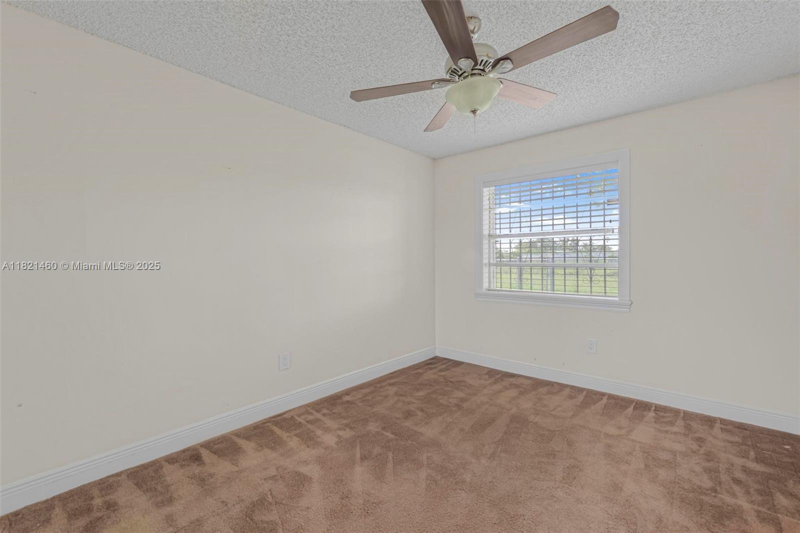 12400 Southwest 259th Terrace Homestead, FL 33032 - Photo 20 of 31