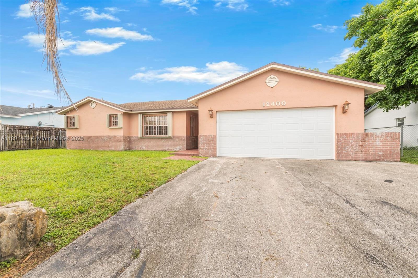 12400 Southwest 259th Terrace Homestead, FL 33032 - Photo 4 of 31