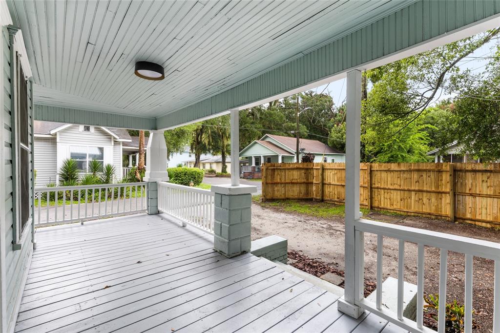 902 Northwest 4th Place Gainesville, FL 32601 - Photo 9 of 33 a view of a deck