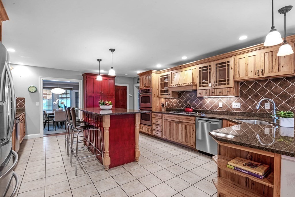 30 Sevinor Road Marblehead, MA 01945 - Photo 12 of 42