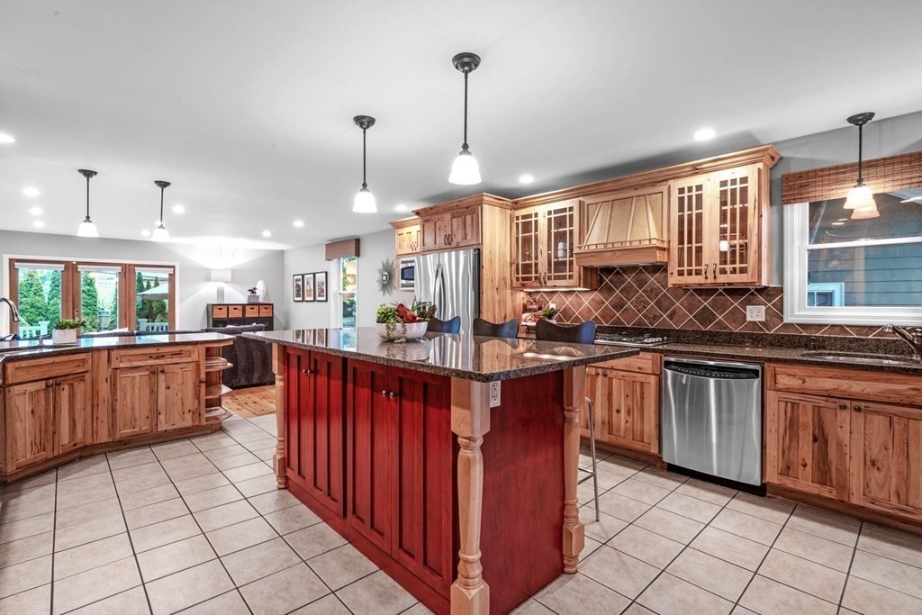 30 Sevinor Road Marblehead, MA 01945 - Photo 14 of 42
