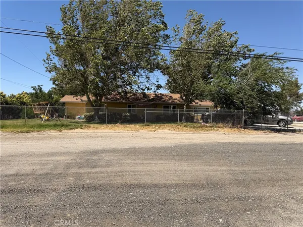 $590,000 | 3153 East E Avenue, Lancaster, CA 93535