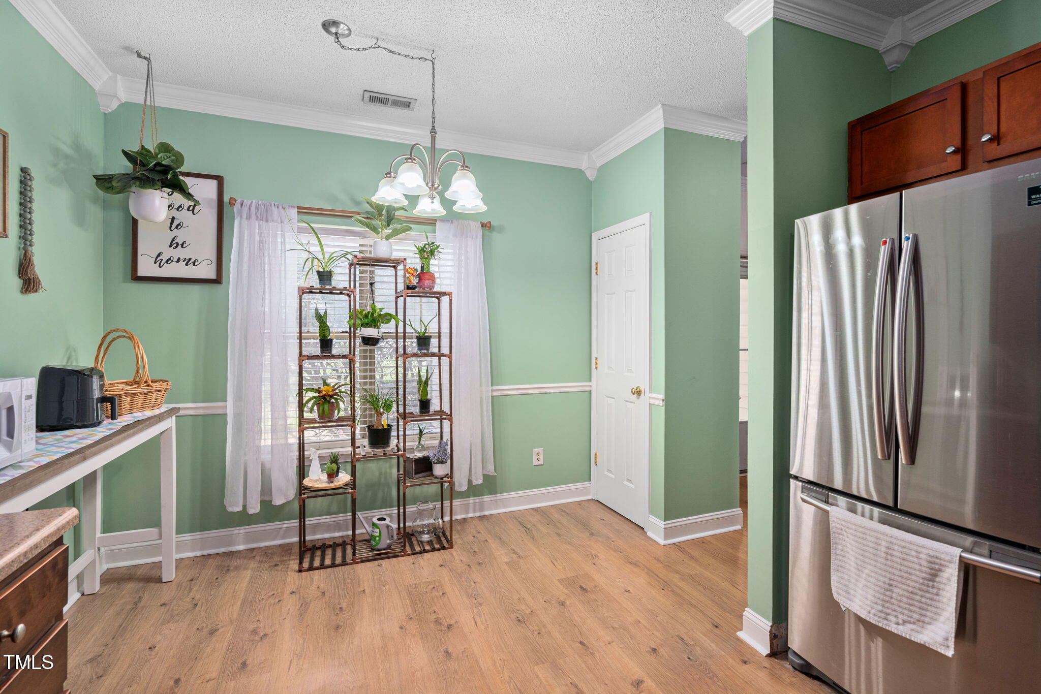6001 Winterpointe Lane, Unit 102 Raleigh, NC 27606 - Photo 13 of 26 6001 Winterpointe, unit 102