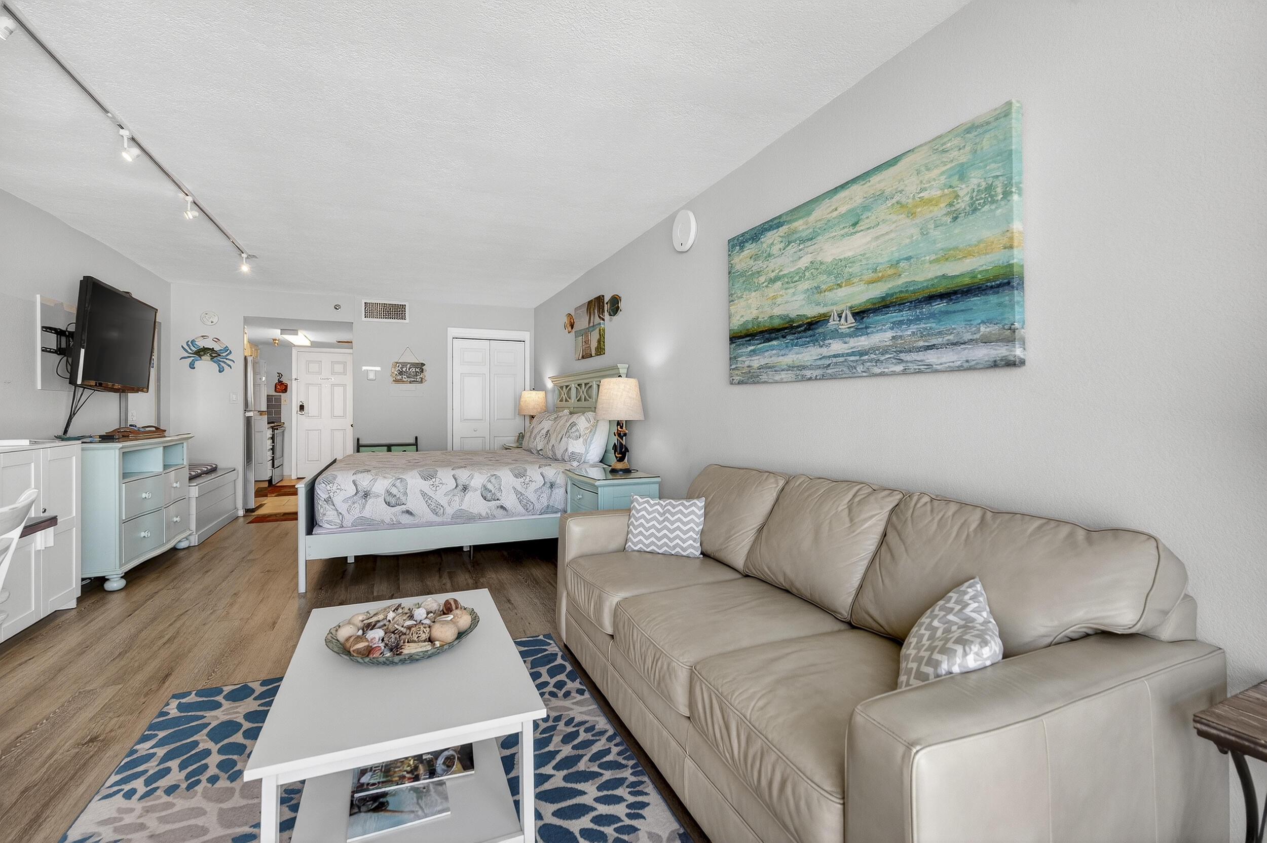 790 Santa Rosa Boulevard, Unit 705 Fort Walton Beach, FL 32548 - Photo 7 of 40 DSC00914