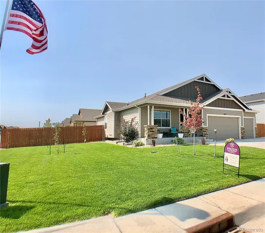 a front view of house with yard