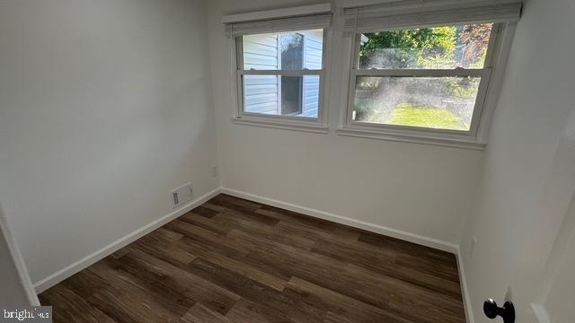 5313 Nutting Drive Springfield, VA 22151 - Photo 8 of 19