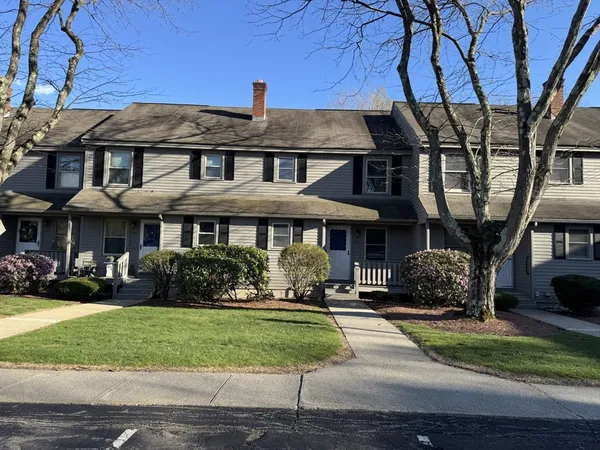 $310,000 | 192 Pleasant Street, Unit 25, Leominster, MA 01453