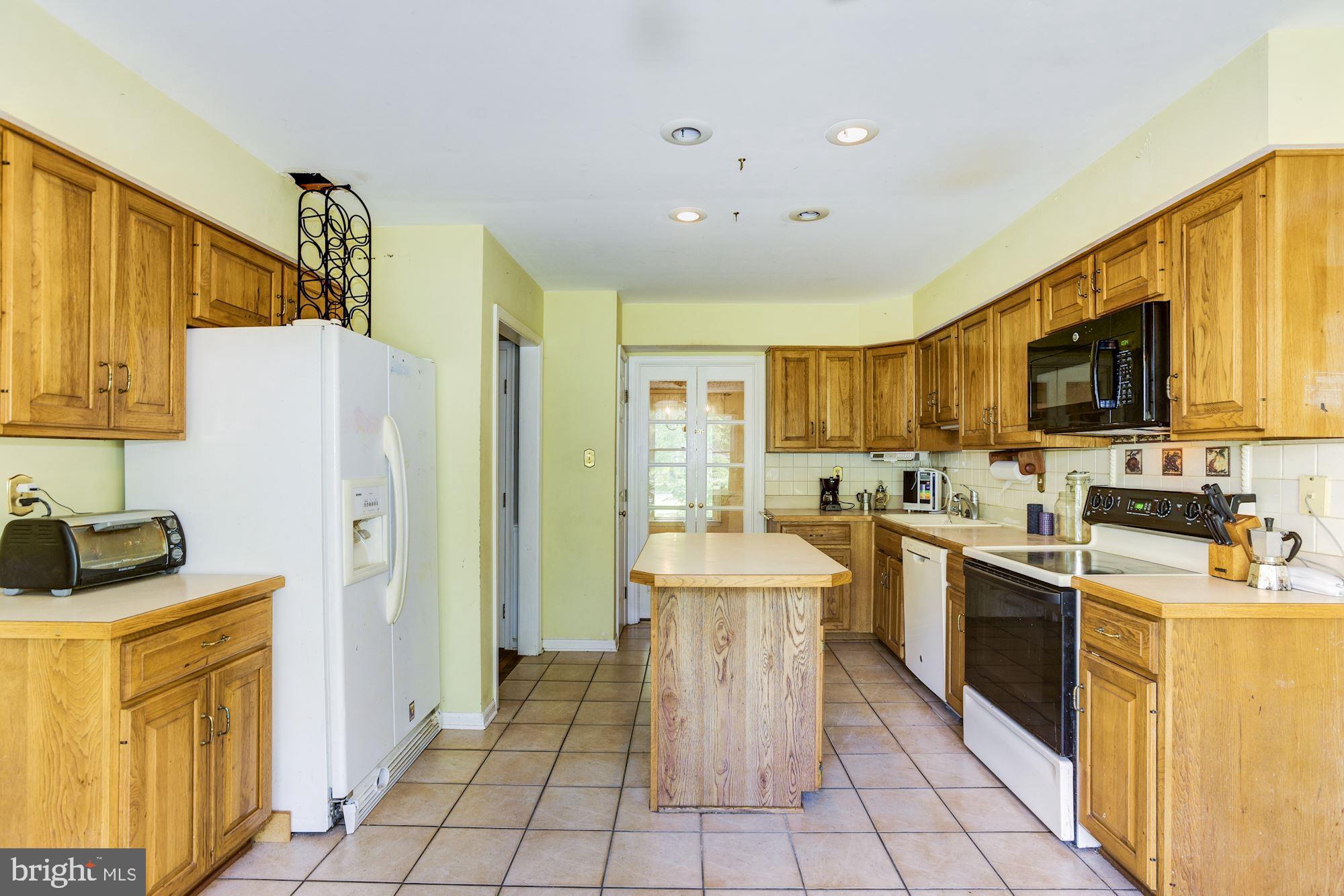 846 McKendimen Road Shamong, NJ 08088 - Photo 12 of 28 Gallery Image 12