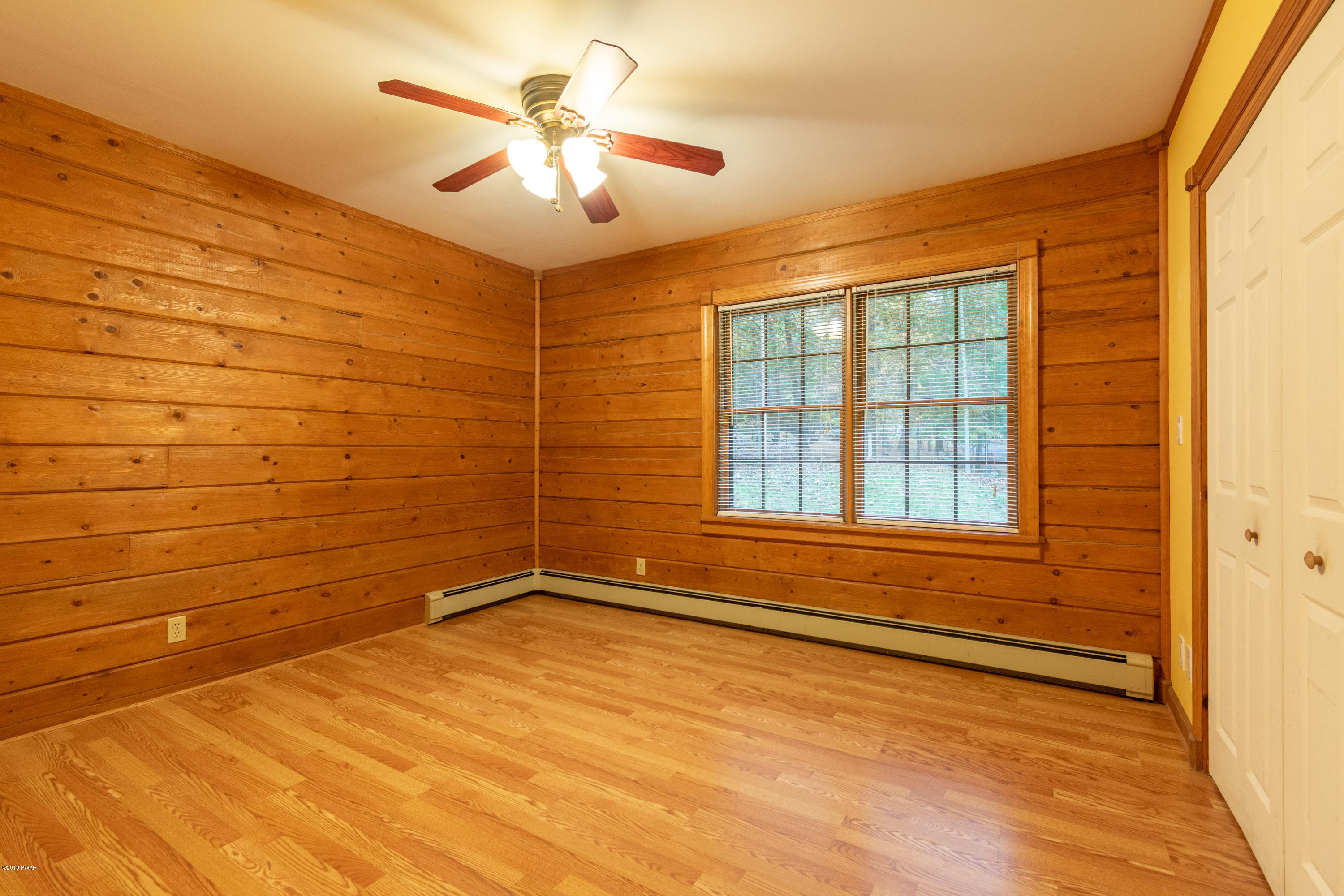 164 Chipmunk Road Bushkill, PA 18324 - Photo 9 of 16 164 Chhipmunk-4