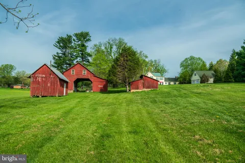 $1,460,000 | 21901 New Hampshire Avenue, Brookeville, MD 20833