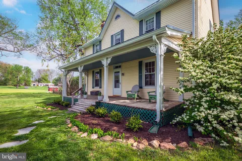 $1,460,000 | 21901 New Hampshire Avenue, Brookeville, MD 20833