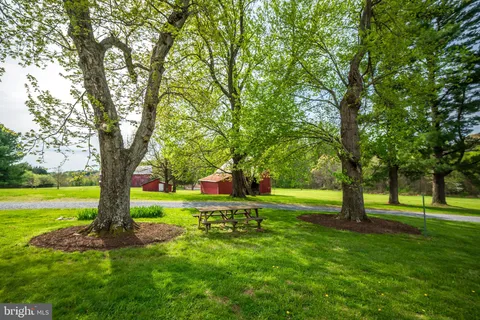 $1,460,000 | 21901 New Hampshire Avenue, Brookeville, MD 20833